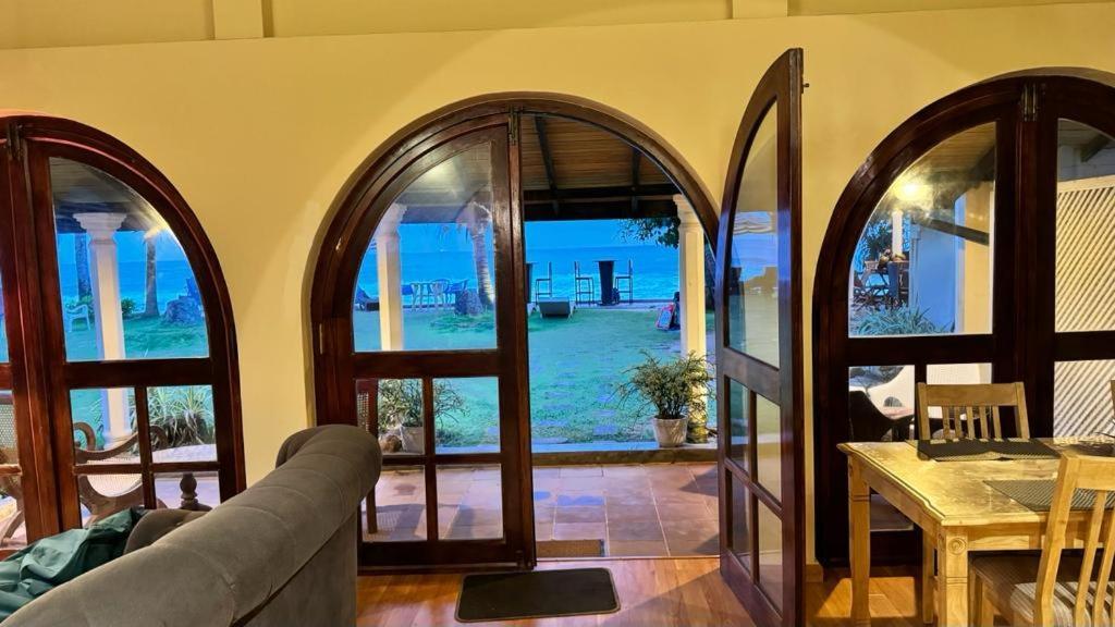 Isle Of Thalpe Bed & Breakfast Unawatuna Ngoại thất bức ảnh