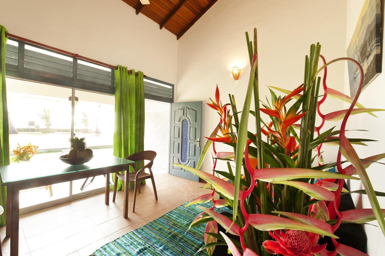Isle Of Thalpe Bed & Breakfast Unawatuna Ngoại thất bức ảnh
