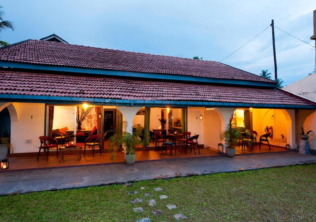 Isle Of Thalpe Bed & Breakfast Unawatuna Ngoại thất bức ảnh