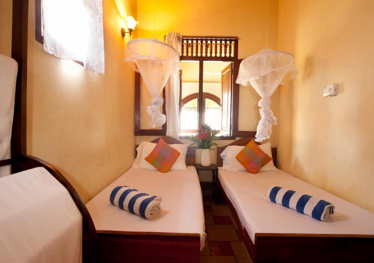 Isle Of Thalpe Bed & Breakfast Unawatuna Ngoại thất bức ảnh